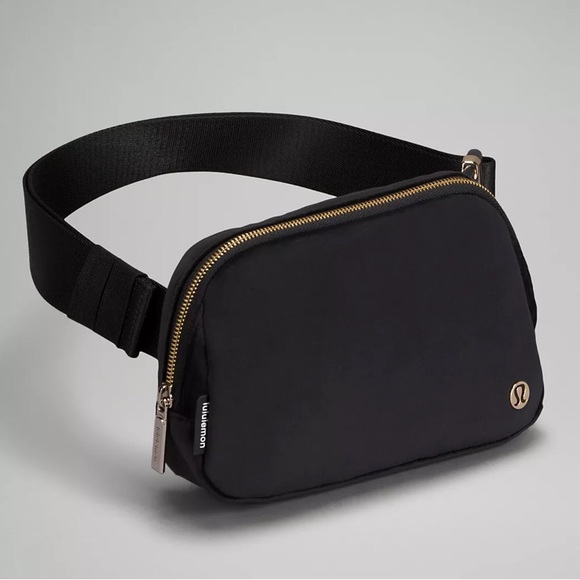 NWT Lululemon Velour Everywhere Belt Bag - Picture 7 of 9